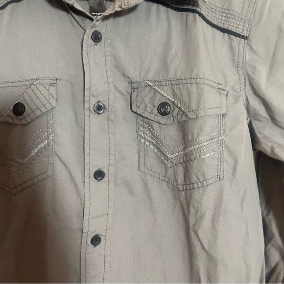 2/$10 Sale! John Cena Never Give Up Gray Button Up Shirt Size Large 10/12 - Picture 7 of 8